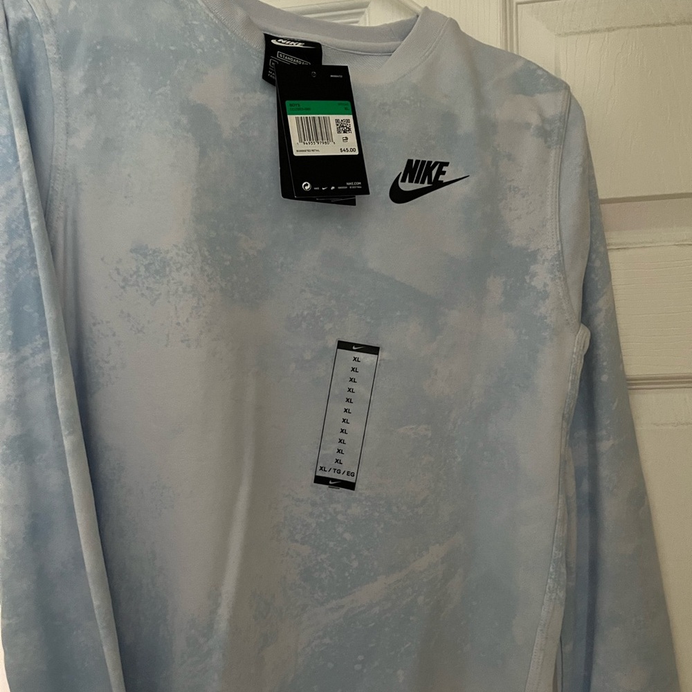 Youth XL Nike Sky Blue sweatshirt
